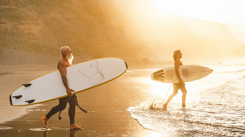 Landing_LongevityBlueprint_800x450_Surfer