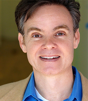 Mark de L. Thompson